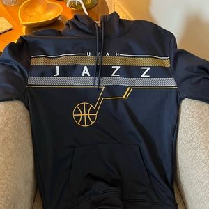 Utah Jazz mens M hoodie Navy